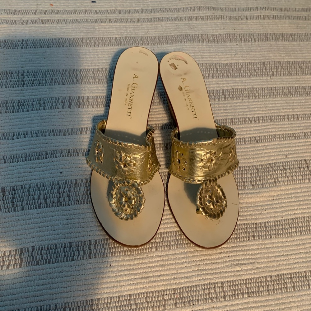 A. Giannetti gold wedges